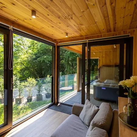 Apartament Blackbox House *