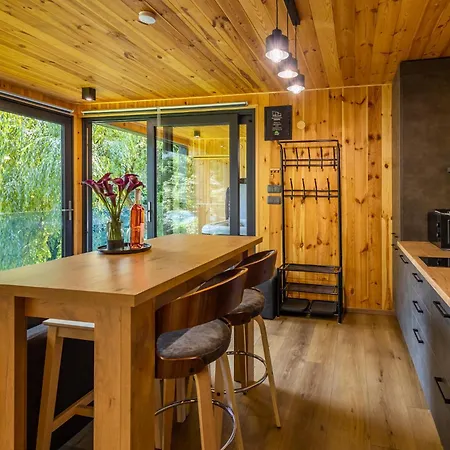 Apartment Blackbox House Noszvaj