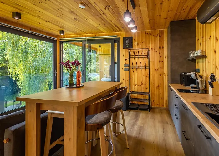 Apartament Blackbox House Noszvaj