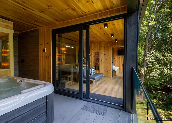 Apartament Blackbox House *