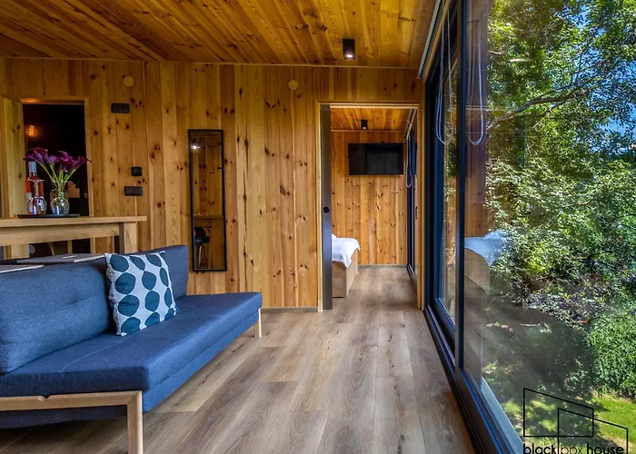 Blackbox House